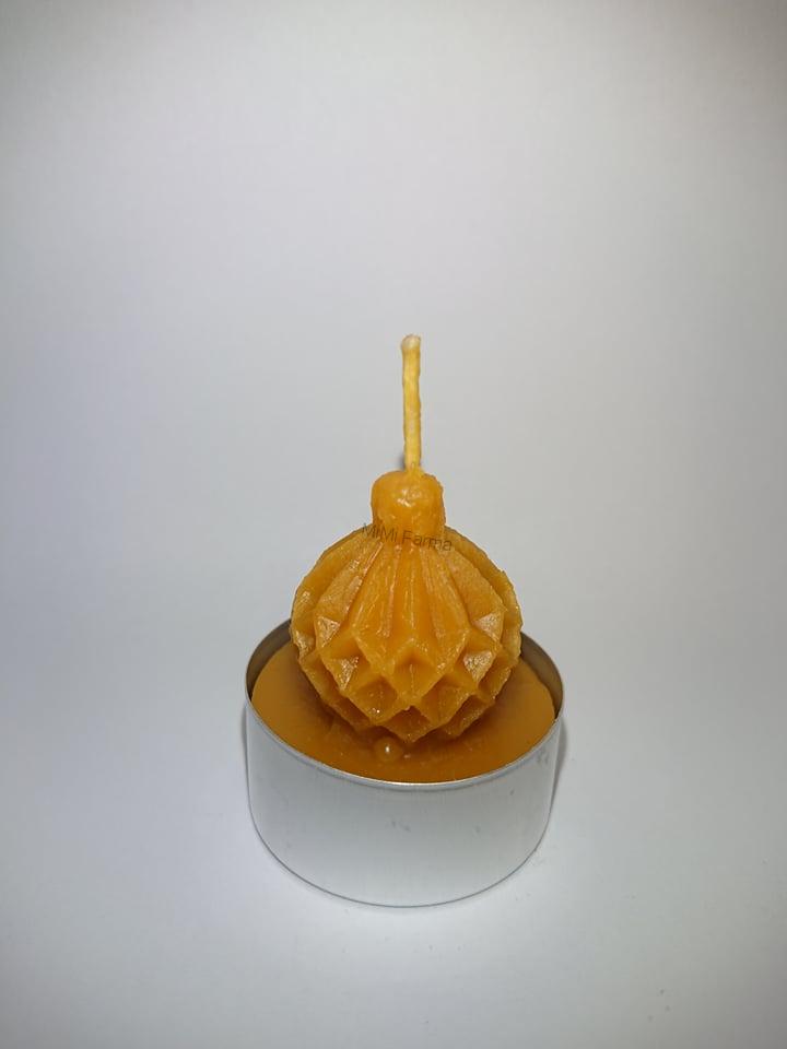  Čajová sviečka zo včelieho vosku  -  guľa v pliešku
