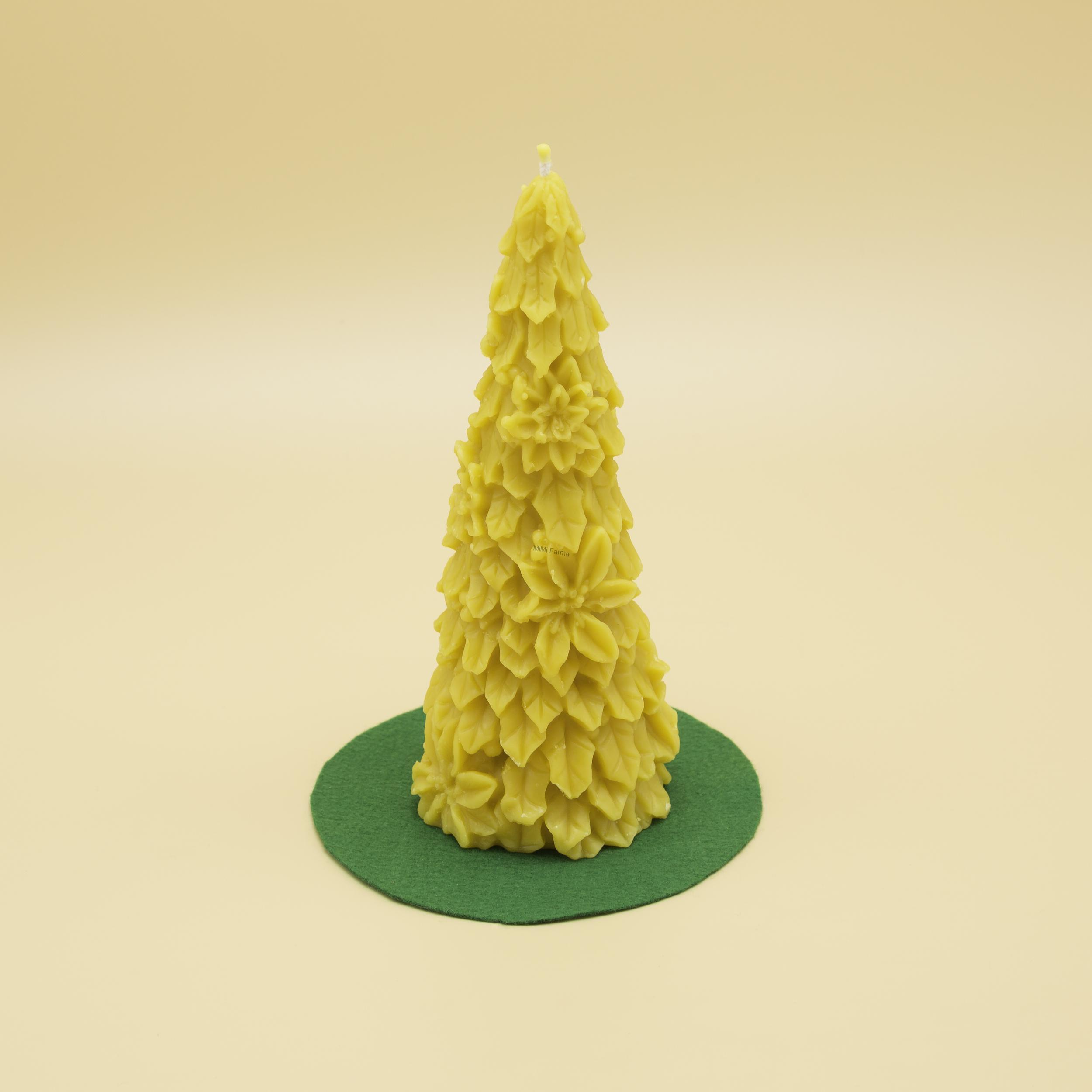 Stromček vysoký vianočný- sviečka zo včelieho vosku